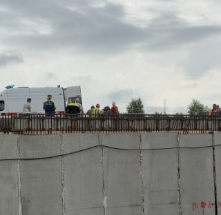 Трагедия на Некрасовском мосту: рабочий потерял ноги