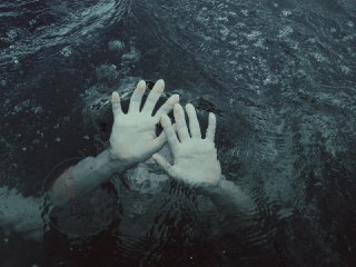 Трагедия на реке: 10-летняя девочка утонула в Кадуе
